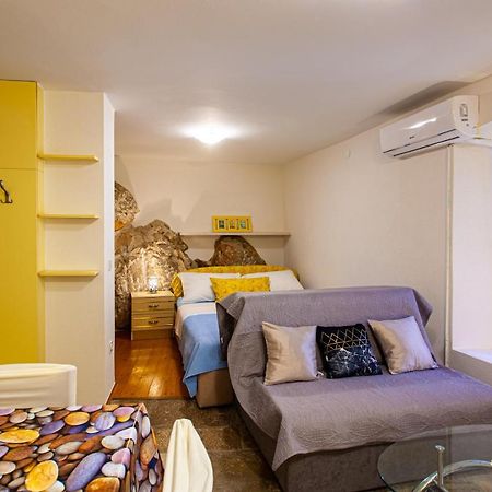 Room M Cres Exterior foto